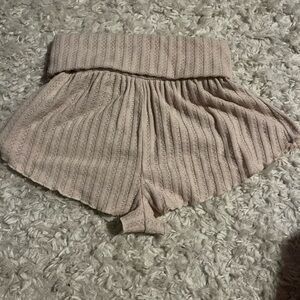 Brand new Urban Outfitters flowy shorts. Size xs